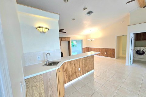 House in Sebring, Florida 3 bedrooms, 196.77 sq.m. № 1901735 - photo 22