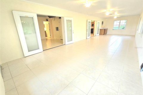 House in Sebring, Florida 3 bedrooms, 196.77 sq.m. № 1901735 - photo 10