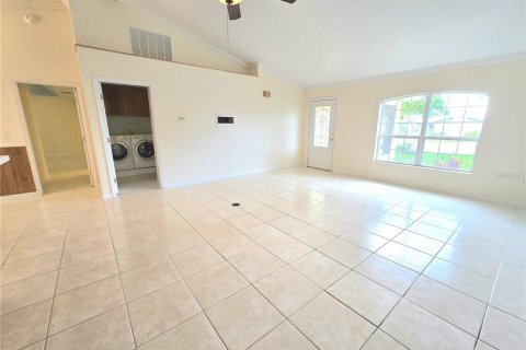 House in Sebring, Florida 3 bedrooms, 196.77 sq.m. № 1901735 - photo 20
