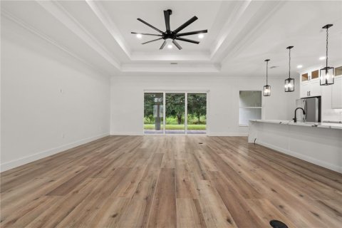 House in Sebring, Florida 4 bedrooms, 262.54 sq.m. № 2419785 - photo 6