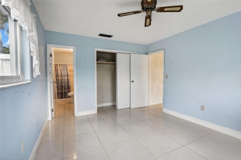 Villa ou maison à vendre à Sunrise, Floride: 3 chambres, 144 m2 № 1896067 - photo 25