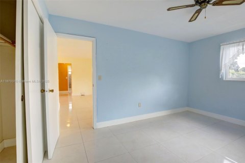 Villa ou maison à vendre à Sunrise, Floride: 3 chambres, 144 m2 № 1896067 - photo 26