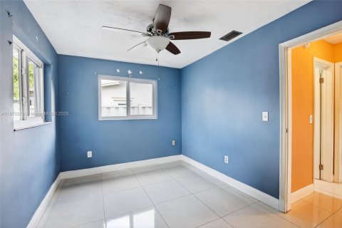 Villa ou maison à vendre à Sunrise, Floride: 3 chambres, 144 m2 № 1896067 - photo 17