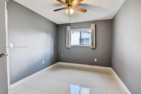 Villa ou maison à vendre à Sunrise, Floride: 3 chambres, 144 m2 № 1896067 - photo 22