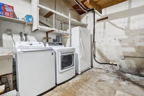 Villa ou maison à vendre à Sunrise, Floride: 3 chambres, 144 m2 № 1896067 - photo 28