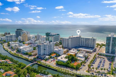 Condominio en venta en Miami Beach, Florida, 48.12 m2 № 1961304 - foto 28