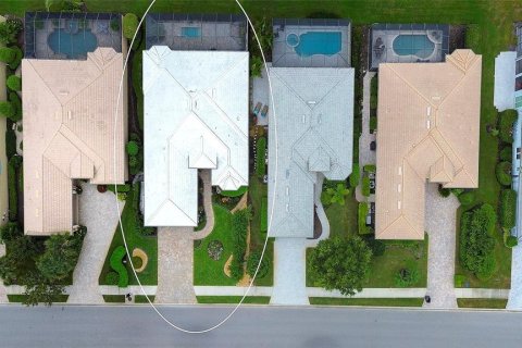 House in Bradenton, Florida 2 bedrooms, 166.3 sq.m. № 1910682 - photo 30