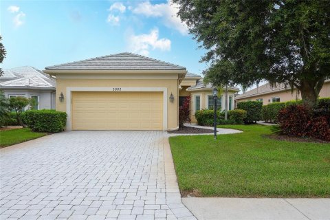House in Bradenton, Florida 2 bedrooms, 166.3 sq.m. № 1910682 - photo 3