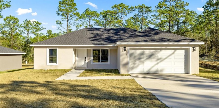 Villa ou maison à Dunnellon, Floride 3 chambres, 120.4 m2 № 2206574