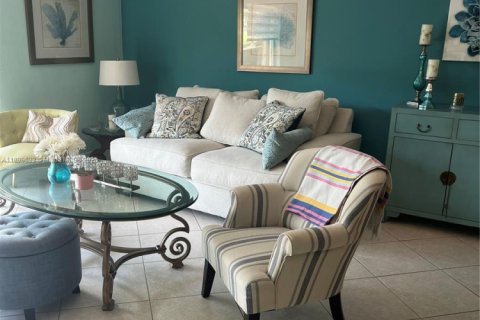 Condominio en venta en Miami, Florida, 2 dormitorios, 95.97 m2 № 1950890 - foto 4