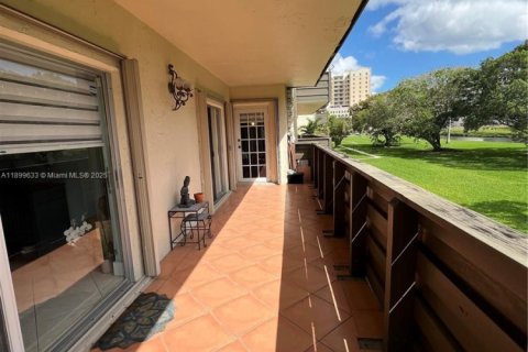 Condominio en venta en Miami, Florida, 2 dormitorios, 95.97 m2 № 1950890 - foto 27