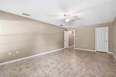 Casa en venta en New Port Richey, Florida, 4 dormitorios, 267.74 m2 № 2238658 - foto 25