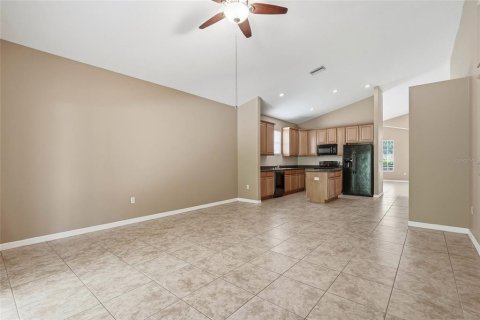 Casa en venta en New Port Richey, Florida, 4 dormitorios, 267.74 m2 № 2238658 - foto 21
