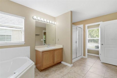 Casa en venta en New Port Richey, Florida, 4 dormitorios, 267.74 m2 № 2238658 - foto 30