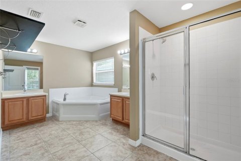 Casa en venta en New Port Richey, Florida, 4 dormitorios, 267.74 m2 № 2238658 - foto 27
