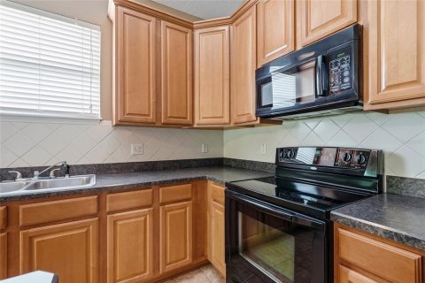 Casa en venta en New Port Richey, Florida, 4 dormitorios, 267.74 m2 № 2238658 - foto 17