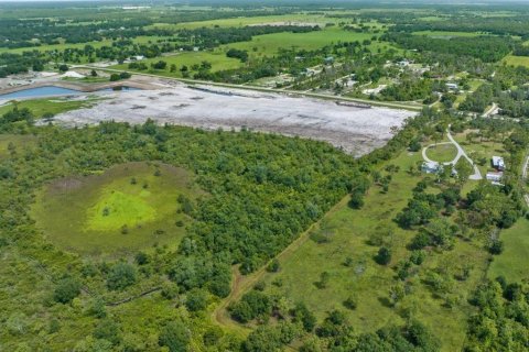 House in Myakka City, Florida 3 bedrooms, 130.43 sq.m. № 1005975 - photo 20