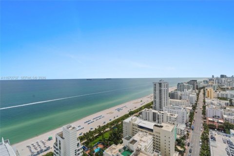 Copropriété à vendre à Miami Beach, Floride: 2 chambres, 138.98 m2 № 2154776 - photo 7