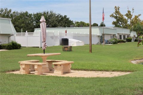 Condo in New Port Richey, Florida, 2 bedrooms  № 1904965 - photo 21
