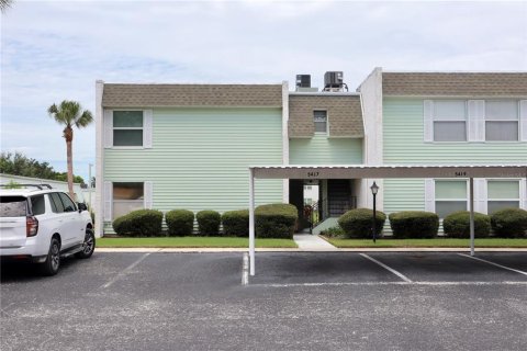 Condo in New Port Richey, Florida, 2 bedrooms  № 1904965 - photo 18