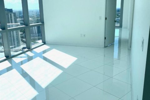 Condominio en alquiler en Miami, Florida, 1 dormitorio, 87.05 m2 № 1992090 - foto 6
