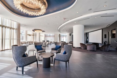 Condominio en alquiler en Miami, Florida, 1 dormitorio, 87.05 m2 № 1992090 - foto 26