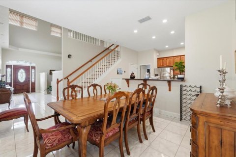 House in Lakeland, Florida 3 bedrooms, 280.94 sq.m. № 2094753 - photo 12
