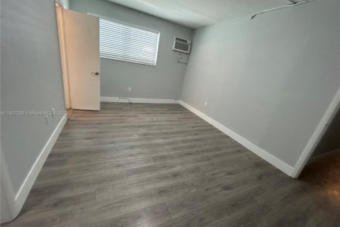 Appartement à louer à Miami Beach, Floride: 2 chambres, 74.32 m2 № 1964050 - photo 16
