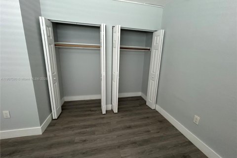 Appartement à louer à Miami Beach, Floride: 2 chambres, 74.32 m2 № 1964050 - photo 11