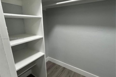 Appartement à louer à Miami Beach, Floride: 2 chambres, 74.32 m2 № 1964050 - photo 14