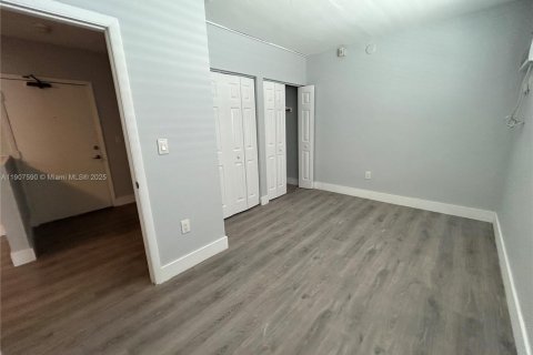 Appartement à louer à Miami Beach, Floride: 2 chambres, 74.32 m2 № 1964050 - photo 10