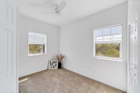 Condominio en alquiler en Sarasota, Florida, 2 dormitorios, 104.24 m2 № 1745312 - foto 10
