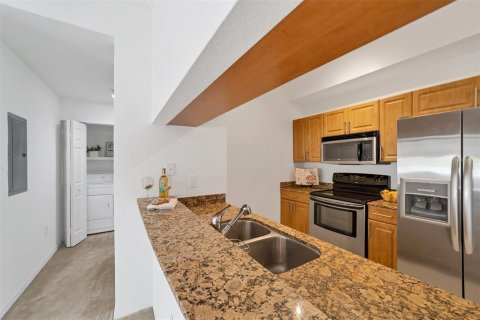 Condominio en alquiler en Sarasota, Florida, 2 dormitorios, 104.24 m2 № 1745312 - foto 19