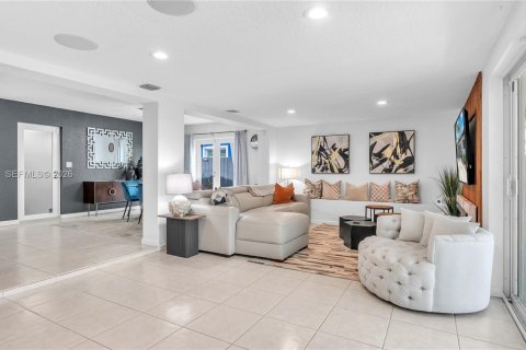 Снять в аренду виллу или дом в Окленд-Парк, Флорида 3 спальни, 145.02м2, № 2017557 - фото 14