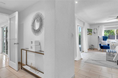 Снять в аренду виллу или дом в Окленд-Парк, Флорида 3 спальни, 145.02м2, № 2017557 - фото 28