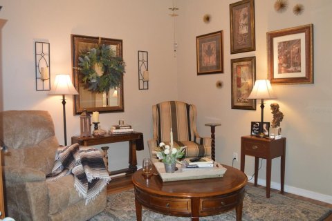 Villa ou maison à vendre à Wesley Chapel, Floride: 3 chambres, 157.47 m2 № 2142746 - photo 13