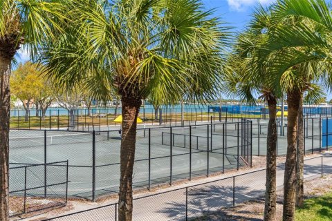 Adosado en venta en Treasure Island, Florida, 3 dormitorios, 197.88 m2 № 2151770 - foto 10