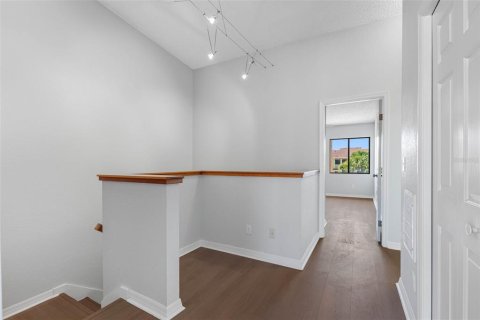 Adosado en venta en Treasure Island, Florida, 3 dormitorios, 197.88 m2 № 2151770 - foto 21