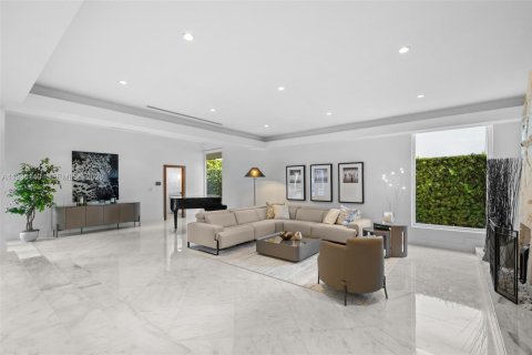 Villa ou maison à vendre à Bay Harbor Islands, Floride: 5 chambres, 465.35 m2 № 2008861 - photo 3