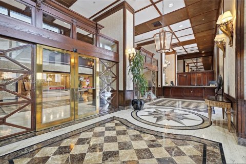 Copropriété à vendre à Bal Harbour, Floride: 2 chambres, 180.42 m2 № 2090298 - photo 5