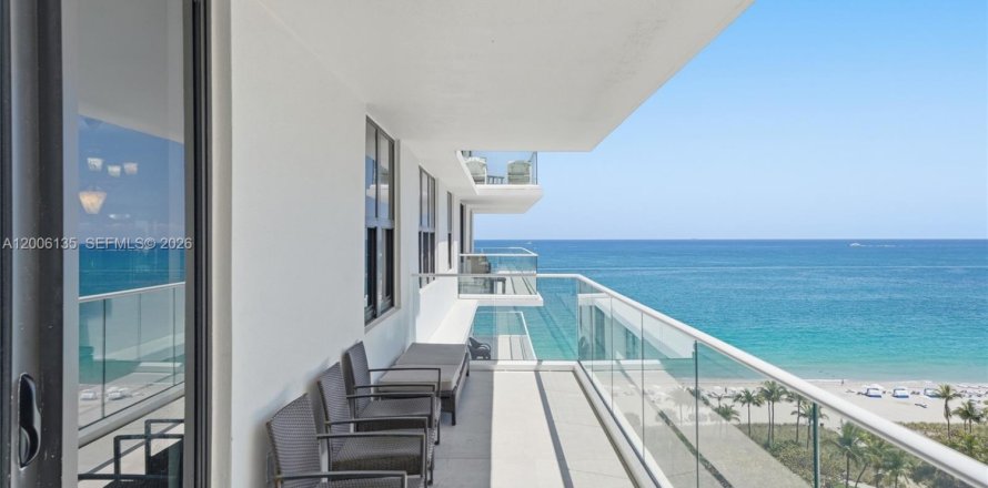 Condo à Bal Harbour, Floride, 2 chambres № 2090298
