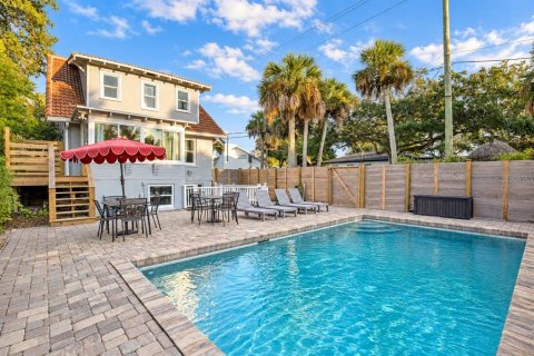 House in New Smyrna Beach, Florida 4 bedrooms, 213.21 sq.m. № 2427525 - photo 22