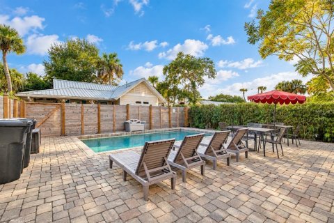 House in New Smyrna Beach, Florida 4 bedrooms, 213.21 sq.m. № 2427525 - photo 25