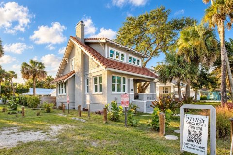House in New Smyrna Beach, Florida 4 bedrooms, 213.21 sq.m. № 2427525 - photo 20