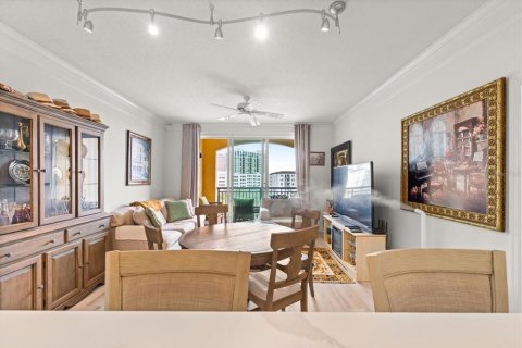 Copropriété à vendre à Tampa, Floride: 2 chambres, 108.7 m2 № 2092104 - photo 11