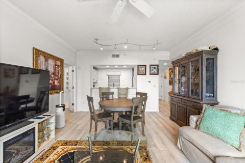 Copropriété à vendre à Tampa, Floride: 2 chambres, 108.7 m2 № 2092104 - photo 8