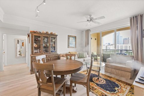 Copropriété à vendre à Tampa, Floride: 2 chambres, 108.7 m2 № 2092104 - photo 6