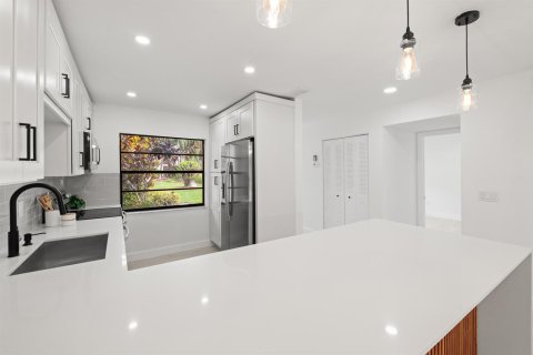 Condo in Boca Raton, Florida, 2 bedrooms  № 2275394 - photo 5