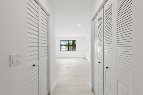 Condo in Boca Raton, Florida, 2 bedrooms  № 2275394 - photo 19