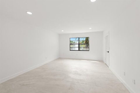 Condo in Boca Raton, Florida, 2 bedrooms  № 2275394 - photo 20